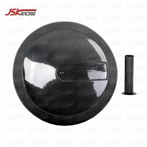 Housse de <span class=keywords><strong>pneu</strong></span> en fibre de carbone pour Mercedes Benz Classe G G500 G55 G64 2010-2017 - Product Image 1