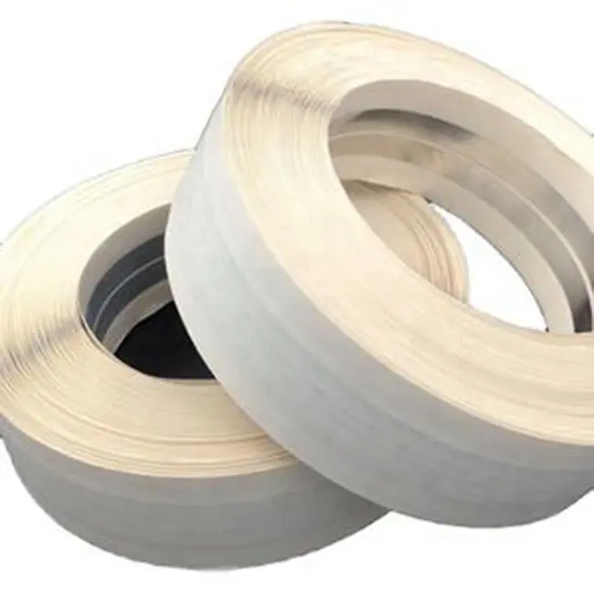 Protection d'angle en métal en acier galvanisé flexible face au papier pour le ruban de papier de cloison sèche articulé