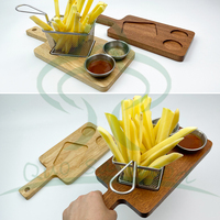Plateau de service en bois de qualité supérieure avec panier à friture en acier inoxydable et tasses à condiments pour les gourmets et les paysages