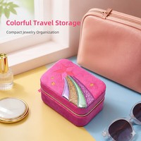 Boîte à bijoux zippée en velours rose vif avec broderie étoile, rouleaux à bagues et intérieur à pois, étui cadeau de voyage pour jeune fille