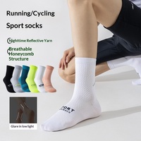 Chaussettes de cyclisme pour femmes, réfléchissantes, mi-mollet, respirantes, à séchage rapide, en nylon tricoté, couleur unie, pour vélo de route