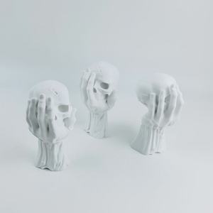 Skull Figurine Hand Holding Head Silicone Sculpture <b>Halloween</b> Decor Table <b>Ornament</b> - Product Image 1