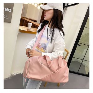Sac de voyage multifonctionnel BSCI en tissu Oxford imperméable pour séparation humide/sèche, idéal pour le tourisme, le sport et les activités de plein air – Nouvelle collection en promotion - Product Image 5