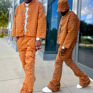Conjunto de Ropa Personalizada de Fabricante: Traje de Dos Piezas con Pantalones Acampanados y Chaqueta para Hombre - Product Image 1