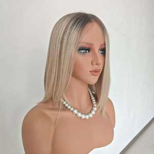 Perruque juive casher en soie de qualité supérieure, cheveux humains européens Remy à cuticules alignés, reflets blonds naturels - Product Image 2