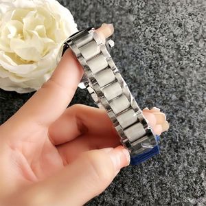 Relojes de cadena para mujer, relojes de pulsera de lujo de diseñador, relojes de acero inoxidable a prueba de agua con movimiento de cuarzo y diamantes para mujer - Product Image 6
