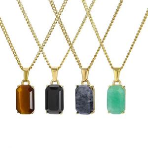 Collar con Colgante de Acero Inoxidable Chapado en Oro con Ónix Negro y Ojo de Tigre, Diseño Geométrico Moderno para Hombres, Mujeres y Unisex - Product Image 1