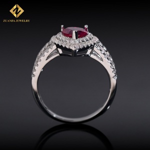 Colorful 6.5*6.5mm Heart VVS Diamond <b>Ring</b> Wedding Jewelry <b>Sets</b> Luxury Jewelry <b>Sets</b> <b>Ring</b> <b>for</b> <b>Women</b> - Product Image 3