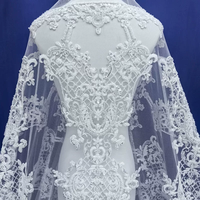 Tissu en dentelle de tulle brodé de perles et de sequins pour robe de mariée, voile et mantille