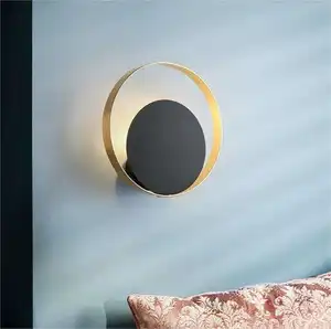 مصباح حائط عصري من النحاس الأسود الذهبي الصناعي لغرفة المعيشة أو الحمام أو مرآة الرواق