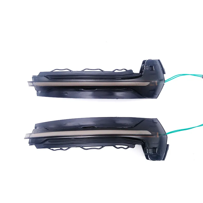 ADT füme araba dinamik LED sinyal lambası dikiz aynası flaşör su flaşör Amber renk için A3/8V/S3/R53 2014 ~ ON