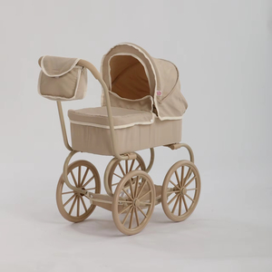 Poussette <span class=keywords><strong>Landau</strong></span> de Luxe avec Grande Roue et Sac Jouets de Jeu pour Préscolaire Parfaite Poupée Classique Accessoires - Product Image 3