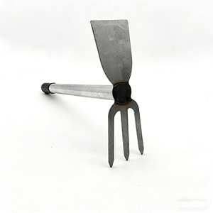 <span class=keywords><strong>Houe</strong></span> de jardin à <span class=keywords><strong>deux</strong></span> têtes et trois <span class=keywords><strong>dents</strong></span> pour le désherbage et le creusement - Product Image 2