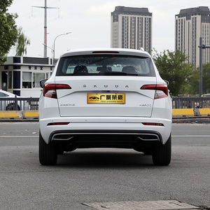 China Coche usado <span class=keywords><strong>Skoda</strong></span> <span class=keywords><strong>Karoq</strong></span> SUV 1.5TSI Motor Práctico Crossover de tamaño mediano Diseño europeo Interior espacioso - Product Image 6