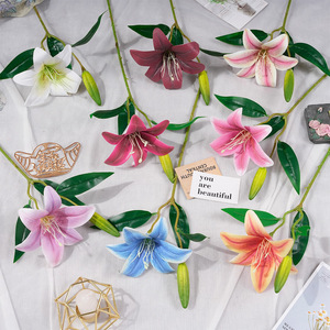 Bouquets de lys artificiels 3D en soie, fleurs réalistes, décorations de mariage - Product Image 1
