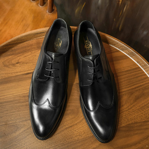 Zapatos formales clásicos de lujo para hombre, de alta calidad, con cordones, hechos a mano, con estilo y simplicidad, de cuero. - Product Image 1
