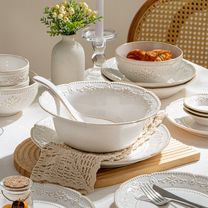 Cuenco de pies altos de Francia con vajilla en relieve de flores, cuenco de helado de fruta de 9 pulgadas de porcelana blanca, vajilla de cerámica para servir - Product Image 5
