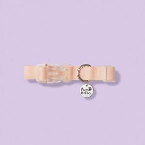 Collier pour chien de luxe imperméable et durable en PVC, taille M, accessoire moderne pour animaux de compagnie, personnalisable, réglable, design simple et solide - Product Image 1