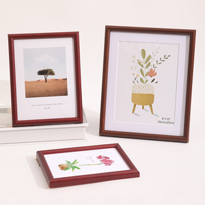 Cadre <span class=keywords><strong>photo</strong></span> en bois massif de style européen Cadres d'art décoratif suspendus de taille personnalisée A2 Cadres à rabat Offre Spéciale A3 pour usage domestique - Product Image 2