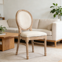 Chaise de salle à manger élégante de style Louis XVI vintage, avec revêtement capitonné, pieds en bois sculpté vieilli, rembourrage confortable pour la décoration de banquets et de restaurants