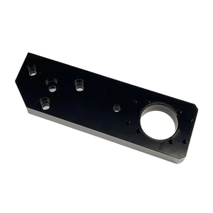Plaque de fixation en aluminium usinée CNC sur mesure, base de montage multi-trous anodisée noire pour pièces de robot - Product Image 1