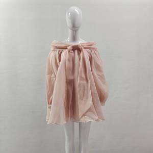 A8605 Migugarment alla moda dolce camicia con <span class=keywords><strong>spalle</strong></span> <span class=keywords><strong>scoperte</strong></span> a <span class=keywords><strong>maniche</strong></span> <span class=keywords><strong>lunghe</strong></span> con <span class=keywords><strong>maniche</strong></span> <span class=keywords><strong>lunghe</strong></span> abito largo da donna Mini abito causale - Product Image 4