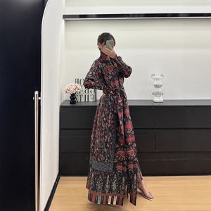 Miyake 2026 Nuevo Diseño de Alta Gama, <span class=keywords><strong>Bata</strong></span> Larga Holgada y Adelgazante, <span class=keywords><strong>Juvenil</strong></span> y a la Moda, Superventas, para <span class=keywords><strong>Mujer</strong></span>, Estilo Informal de Verano, Estilo Abaya - Product Image 4