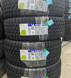 ยางเรเดียลสำหรับฤดูหนาว New X-ICE SNOW+ ขนาด 225/45R18-235/55R18 สำหรับเปลี่ยนยางรถยนต์นั่งส่วนบุคคลขนาด 18 นิ้ว - Product Image 2
