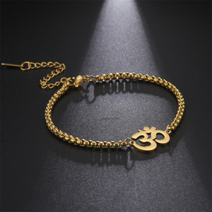 Bracciale con Charm <span class=keywords><strong>Aum</strong></span> Om Indiano per Donne e Uomini, Placcato in Oro 18k, Acciaio Inossidabile, Regolabile - Product Image 5
