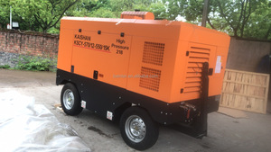 Compressore d'aria a vite portatile 180HP 132KW 13 <span class=keywords><strong>Bar</strong></span> con motore diesel Cummins per costruzioni edili e cave - Product Image 4