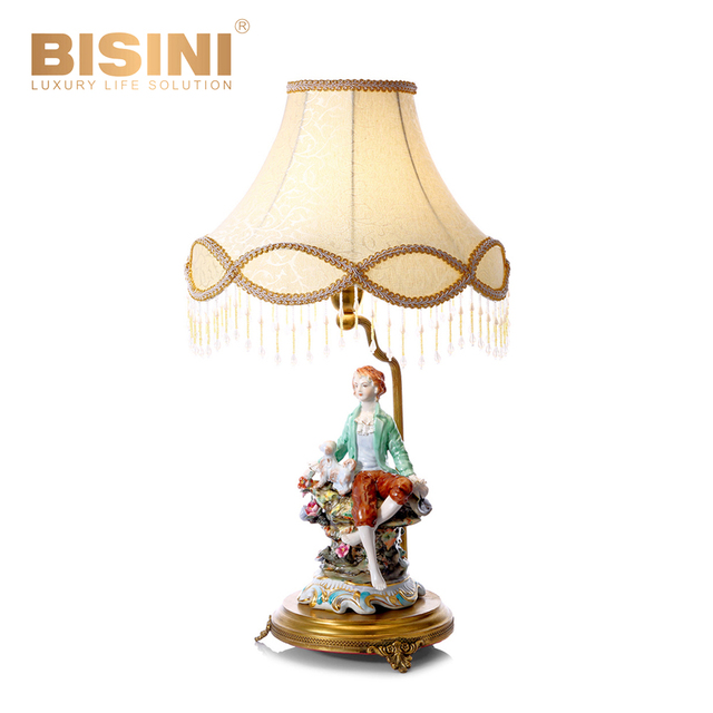 Retro Italy Style Exclusive Designed Antique Porcelain Royal Nobility Boy Statuette Lampstand Table Lamp for Study Desk