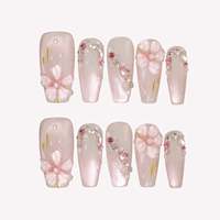 Kuku Akrilik Panjang Bentuk Cat-eye Taper Press-on dengan Sentuhan Spring Shimmer, Warna Nude-pink, Glitter, Bunga 3D Embossed, Mutiara, dan Rhinestone