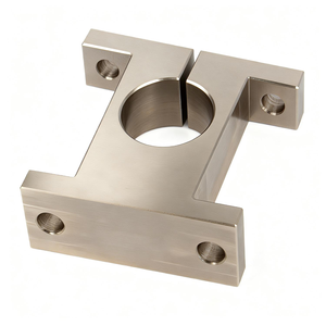 Supports de montage en aluminium usinés CNC pour applications industrielles - Product Image 6