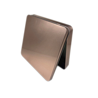 Boîtes en métal gaufré de forme carrée personnalisée pour cadeau Boîte fine carrée sans plastique avec charnière et insert