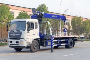 Camion de remorquage à plateau Dongfeng Kinland avec grue de 8 tonnes pour atelier de réparation automobile, service de récupération de véhicules lourds - Product Image 4