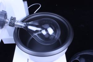 China Professional Rotary Vacuum Evaporator <strong>Price</strong> - Product Image 5