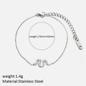 Mode <span class=keywords><strong>Serpent</strong></span> <span class=keywords><strong>Bracelet</strong></span> Minimaliste Mignon Animal 18k Or Chaîne En Acier Inoxydable <span class=keywords><strong>Serpent</strong></span> <span class=keywords><strong>Bracelet</strong></span> pour Femmes - Product Image 2