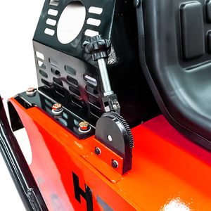 Hightop HT 08 800KG Mini escavatore cingolato adatto per operazioni di casa, giardinaggio e spazio ristretto - Product Image 3
