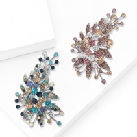 Broche WAKYE en alliage de zinc plaqué, forme irrégulière, avec cristaux et strass – Accessoire élégant pour costume formel femme/unisexe