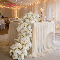 Guirlande florale de luxe personnalisée en soie haute densité, roses blanches et gypsophile, pour la décoration de table de mariage et d'escalier
