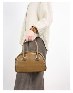 Bolso de Mano Retro Coreano para Mujer, Estilo Bowling, Simple, Versátil, de un Solo Hombro, Cruzado, Moderno para Otoño y Primavera - Product Image 2