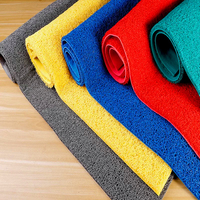 Tapis de porte extérieur antidérapant en PVC Noodles Loop avec polices et motifs personnalisés Tapis de sol en PVC en PVC