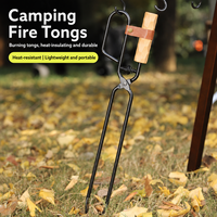 Pince à charbon de bois en fonte pour barbecue de camping, manche en bois de hêtre massif, 46,5 cm, isolante thermiquement, anti-brûlure, en métal durable, pour foyer extérieur