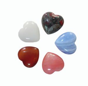 Bijoux DIY, pierre énergétique, cristal naturel en forme de cœur - Product Image 1