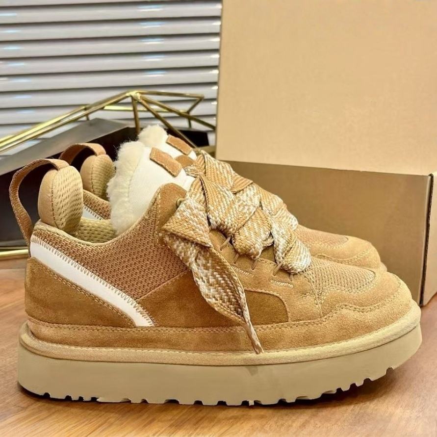 สีน้ำตาล