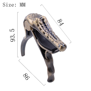 Capo para Guitarra Acústica Alice A007G con Forma de Cabeza de Cocodrilo, Afinación Rápida, Nuevo, Cromado - Product Image 5