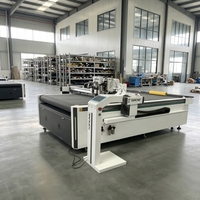 Alimentador Automático de Láminas de Vinilo, Espuma EVA y Esponja con Máquina de Corte Digital por Vibración