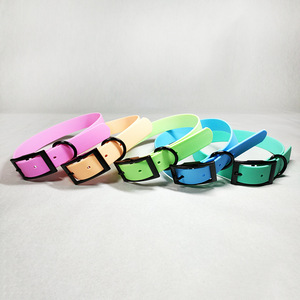 ファッションカラーラバーPVC犬用首輪 調整可能ダブルバックルシリコン防水ペット犬用首輪 - Product Image 1