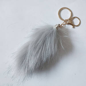 Fournisseur d'usine, porte-clés en queue de renard moelleux et tendance, vente en gros de queues de renard, porte-clés en fourrure de renard féérique, charme pour sac, décoration - Product Image 5