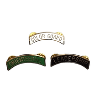 Broches de revers en métal doré de haute qualité, personnalisées en usine, avec émail dur, motifs Croix, Sport, Mode, Fleur, Antique, Moderne